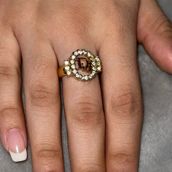 🛑SOLD🛑Christian Dior ring pristine condition size 6 1/2 - Picture 2 of 2